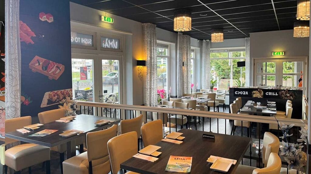Restaurant binnen Umai City Amersfoort